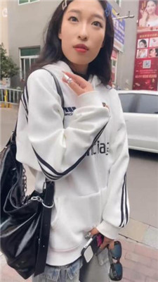 【素人挖掘机】开发混血素人楼梯间调我 艾彩调教库 第5张