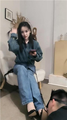 【安晴】反差暴力女友/提档/口水吐狗脸 艾彩调教库 第16张