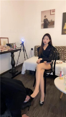 【珂儿大小姐】女神极致羞辱开发绿帽奴【上】 艾彩调教库 第7张
