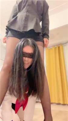 【米开朗】情侣奴-奴下奴/提档/圣水开发/耳光羞辱 艾彩调教库 第14张
