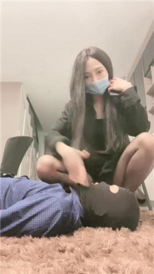 【甜一】居高临下-高跟凉鞋黑丝诱惑调/坐脸窒息 艾彩调教库 第10张
