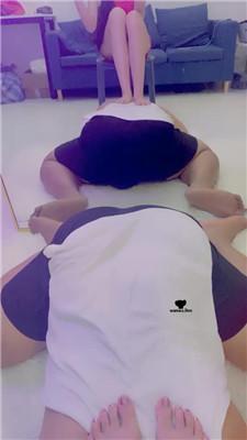 【甜音】裸足美腿踩脚垫/骑马鞭打/袜子塞嘴 bf43211 艾彩调教库 第2张