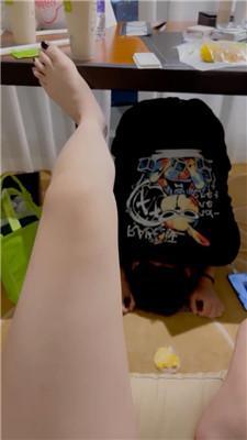 【你的救赎】脚踩喂食/坐脸掐脖窒息 JS240801-3 艾彩调教库 第4张