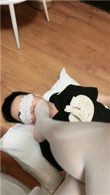 【桃樱樱】脏拖鞋白丝全体重踩踏 JS240726-12 艾彩调教库 第6张