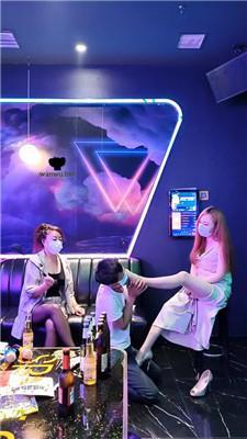 【魔鬼天使】KTV-教训不守规矩的服务员【三视角版】 bf43110 艾彩调教库 第11张