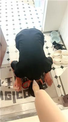 【许梦菲】圈养家奴-强迫圣水/暴力耳光 bf42856-HD绳艺资源网
