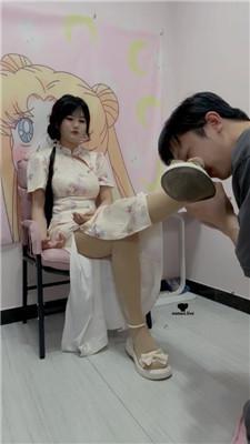 【六六】肉丝旗袍调-强制闻鞋袜/耳光/骑马转胯 bf42764 艾彩调教库 第2张