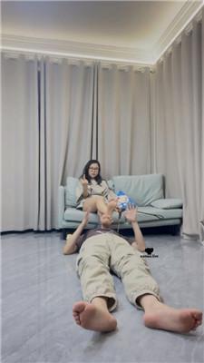 【素人挖掘机】拴狗链/耳光/骑马转胯sp/虐乳赏赐圣水 bf43160 艾彩调教库 第15张