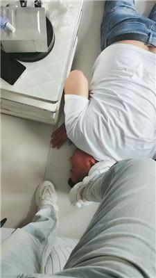 【然然而】运动鞋踩虐生活化调奴 bf42964 艾彩调教库 第4张