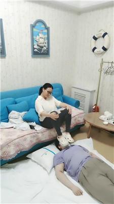 【雯雯】骑马踩踏驯化母畜【一】 bf43267 艾彩调教库 第2张