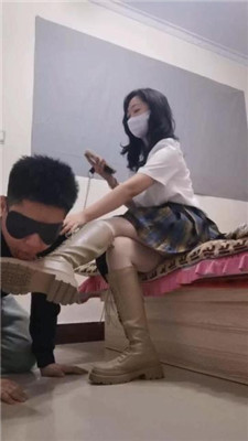 【微莱】长靴白袜JK主-深喉/揪耳朵/耳光/轻微辱妻-HD绳艺资源网