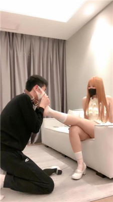 【栗子】提档/拖鞋抽耳光/sp/碾压踩狗头 艾彩调教库 第12张