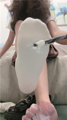 【尤物s00后S】同桌被我发现了 JS240720-28 艾彩调教库 第17张