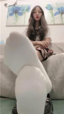 【尤物s00后S】同桌被我发现了 JS240720-28 艾彩调教库 第6张