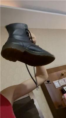 【木万】短靴踩废物/脏鞋臭脚碾压喂食/闻鞋窝白棉袜【完整版】 bf42773 艾彩调教库 第12张