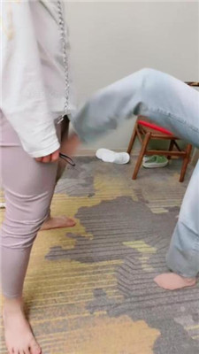 【薯条】双S-跪舔耐克鞋/吃棉袜/骑马转胯/sp/踩踏/虐狗舌 艾彩调教库 第13张