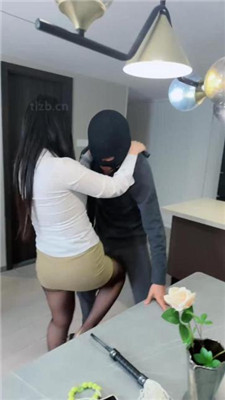 【瑾烟】职场骚扰女白领反被教训 艾彩调教库 第16张