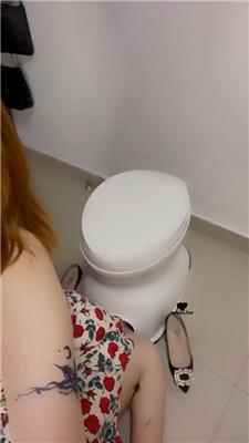 【甜心教主】物化马桶犬-清理脏鞋底/内裤诱惑/虐乳耳光 bf42723 艾彩调教库 第16张