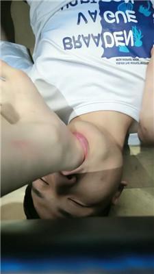 【诗琪】网吧桌底舔电竞女神的jio【双视角完整版】 JS240710-12 艾彩调教库 第7张