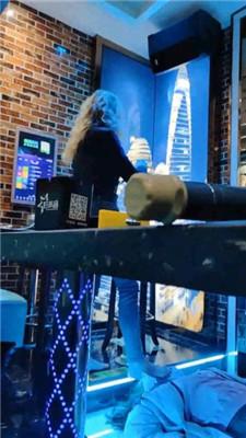 【樱樱】俄罗斯混血女女KTV强制虐【三】-HD绳艺资源网