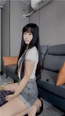 【偏不S】裸足深喉狂舔/口水痰盂/深喉/坐脸窒息 bf43018 艾彩调教库 第15张
