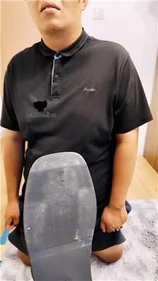 【上海汤圆】衣架抽打/跪舔脏拖鞋/碾压踩踏 JS240724-4 艾彩调教库 第5张