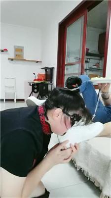 【凌儿】耳光教训偷懒母畜/闻臭鞋臭脚/脚喂食 bf42842 艾彩调教库 第9张