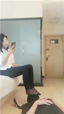 【娜S】黑丝高跟美腿蹂躏/骑马胯下辱/耳光 bf43233 艾彩调教库 第16张