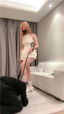 【栗子】提档/拖鞋抽耳光/sp/碾压踩狗头 艾彩调教库 第13张
