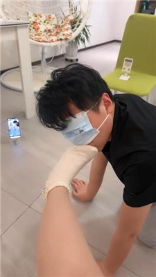 【栗子】提档/拖鞋抽耳光/sp/碾压踩狗头 艾彩调教库 第20张