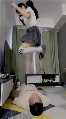 【我偏不】JK马尾-人肉跑步机/耳光/坐脸窒息 bf43013 艾彩调教库 第19张