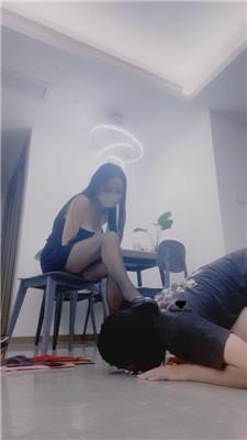 【雨洁】重度踩踏/耳光口水狠虐 bf43217 艾彩调教库 第9张
