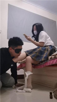 【微莱】长靴白袜JK主-深喉/揪耳朵/耳光/轻微辱妻 艾彩调教库 第17张