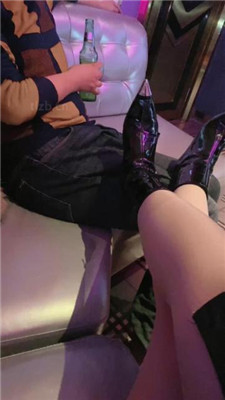 【冰诺】KTV-开发男客户做我的狗【上】-HD绳艺资源网