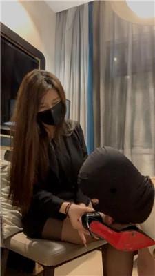 【77sama】黑丝高跟踩/坐脸窒息/腿绞/沉浸式黑丝舔 bf42938 艾彩调教库 第11张