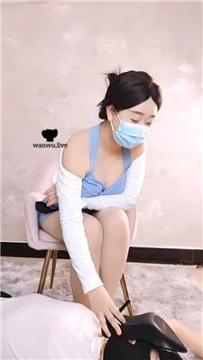 【桃桃樱】强制圣水磕头10000次/内裤套头【双视角】 JS240709-21 艾彩调教库 第19张