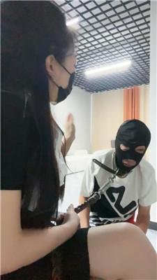 【喵主】捆绑狗笼重度鞭打/电击 bf42957 艾彩调教库 第3张