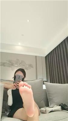 【蓝蓝】强制香水诱惑耳光【下】 JS240724-3 艾彩调教库 第4张