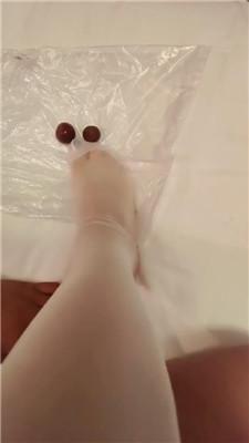 【奈奈老师】白丝脚蹂躏踩地毯/狂舔脚喂食【双视角完整版】 JS240724-7 艾彩调教库 第5张