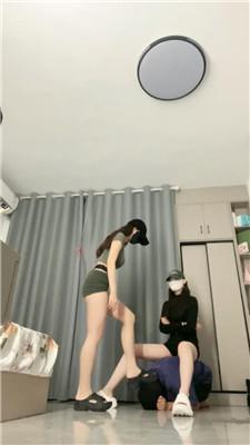 【九莲】双S-踩踏踢踹/转胯骑马/脚喂食【双视角版】 bf43163 艾彩调教库 第5张