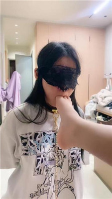 【小羊】母畜-狗女儿羞涩舔裸足 艾彩调教库 第7张