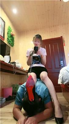 【缘彼大大】骑马转胯/高跟踩虐/脚下喂食 bf43039 艾彩调教库 第13张