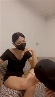 【甜一】足喂食/赏赐圣水/鞋跟插嘴/深喉 JS240713-4 艾彩调教库 第19张