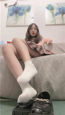 【尤物s00后S】同桌被我发现了 JS240720-28 艾彩调教库 第5张
