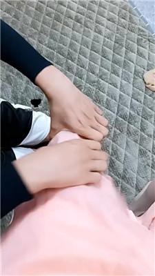 【英英】跪舔原味肉丝脚/耳光/挠痒 JS240731-1 艾彩调教库 第2张