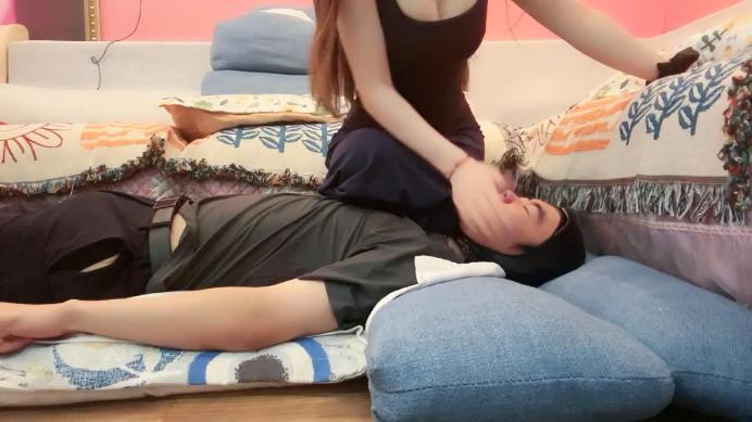 【不期而遇】鞋底下的人体地毯/裙底羞辱 JS240719-3 艾彩调教库 第13张