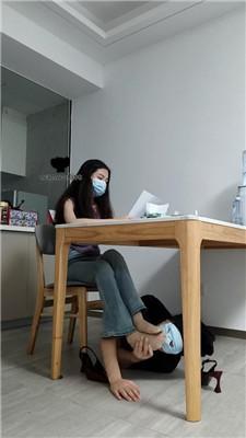 【御妍】素人S-原味短丝桌底伺候【四视角版】 JS240710-9 艾彩调教库 第9张