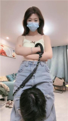 【樱子大人】转胯骑马/抽耳光/全体重踩踏/舔脏鞋底/提档 艾彩调教库 第10张