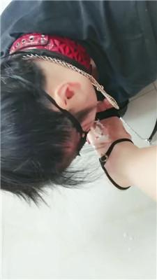 【凌儿女神】酸奶洗玉足/高跟鞋踩脖/脚耳光 bf43100 艾彩调教库 第2张