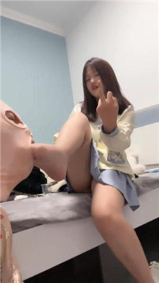 【樱木花道】开发女高中生-粗跟鞋白丝全体重踩/脚窒息/嘴洗袜子 艾彩调教库 第22张